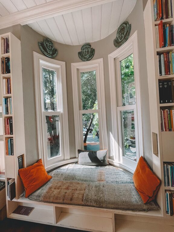 How to Create a Cozy Reading Nook in Any Small Space